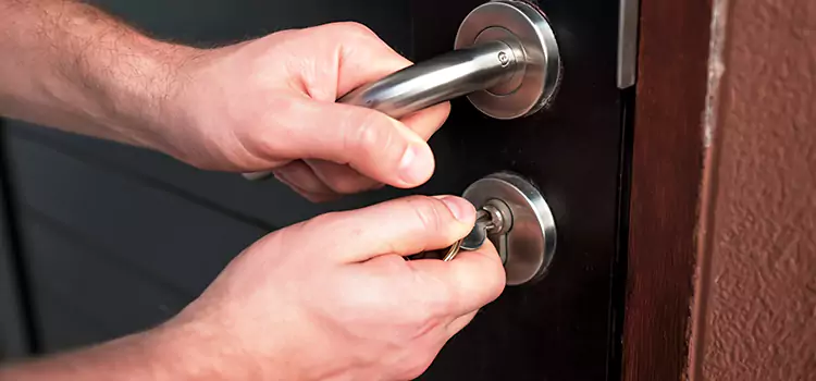 Door Closer Repair & Installation Laplace